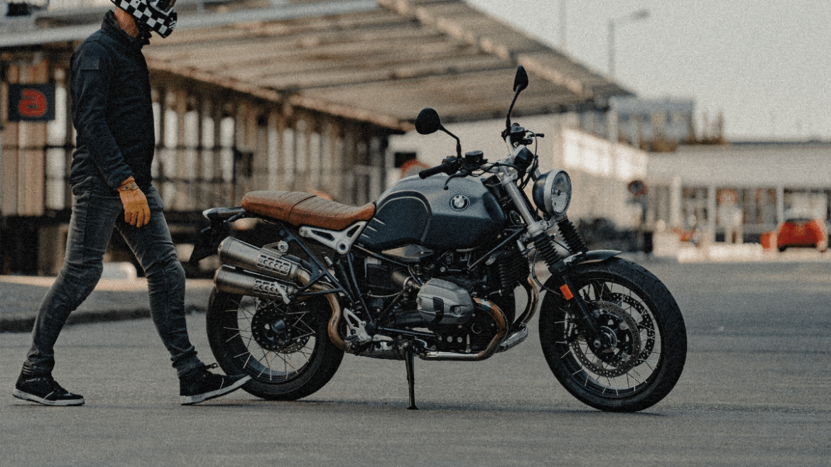 Comment choisir la béquille de stand adaptée à sa moto ?