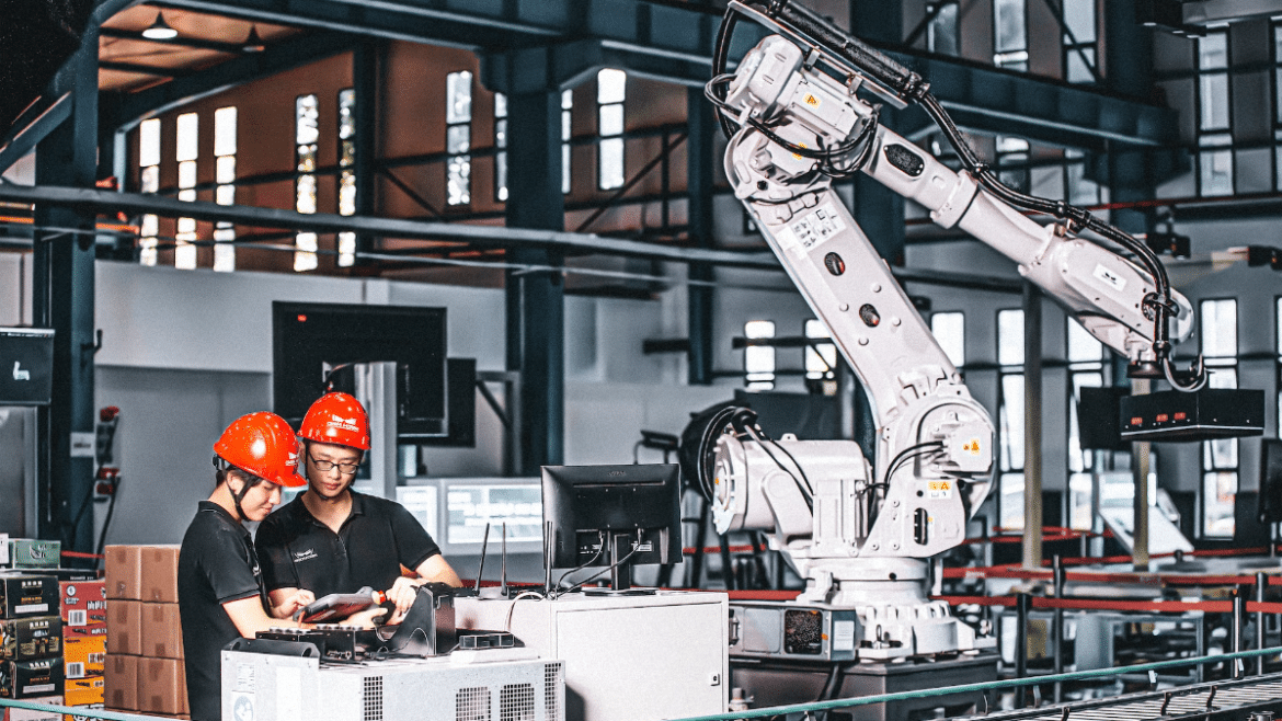 Comment les bureaux d'études façonnent l'avenir de l'industrie grâce à l'automatisation et la robotique