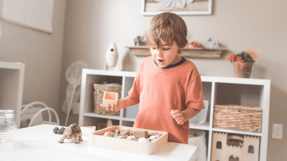 Les combinaisons gagnantes : comment utiliser simultanément livres et jeux éducatifs pour un apprentissage optimal Les combinaisons gagnantes : comment utiliser simultanément livres et jeux éducatifs pour un apprentissage optimal