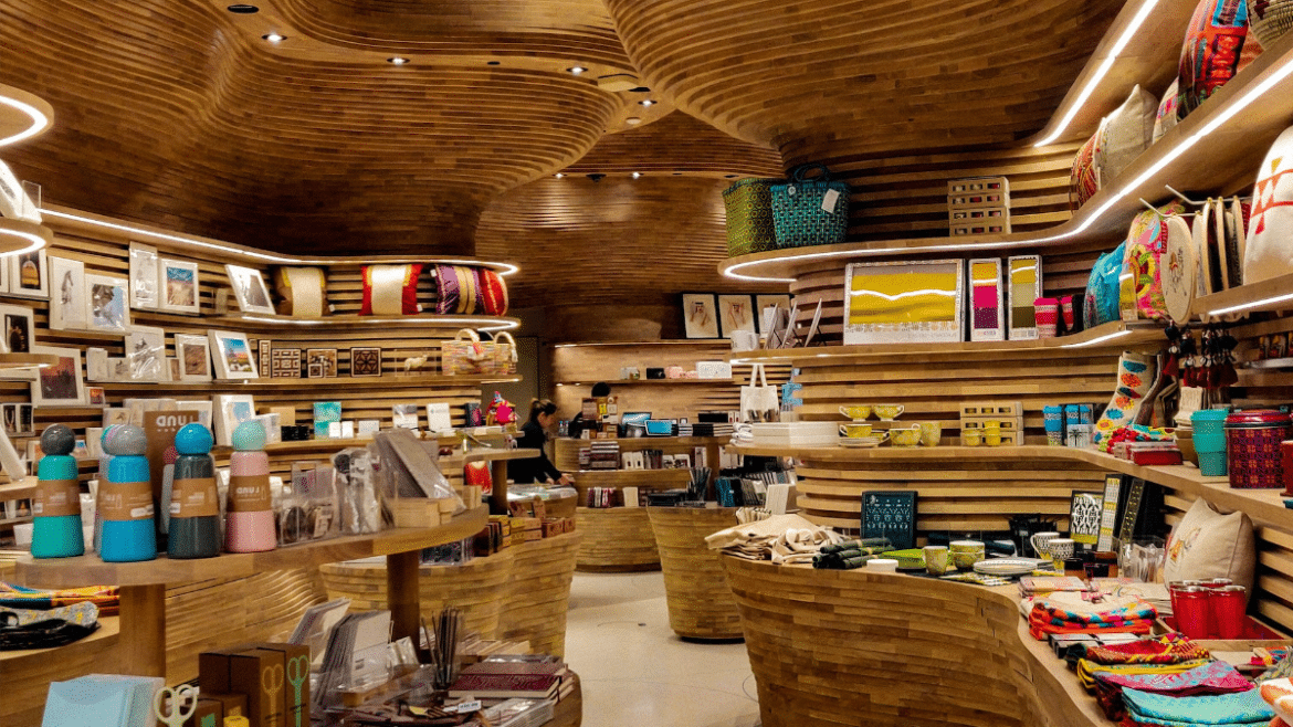 Le design intérieur d'un commerce réussi avec un architecte spécialisé